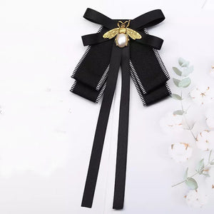 DOUBLE RIBBON BEE PEARL